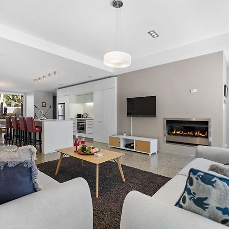 Sanctuary On Kent Apartment Queenstown Bagian luar foto
